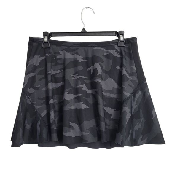 Athleta Match Point Skort Sz M‎ Black Camo Stretchy Flowy Sporty Tennis Athletic - Picture 2 of 14